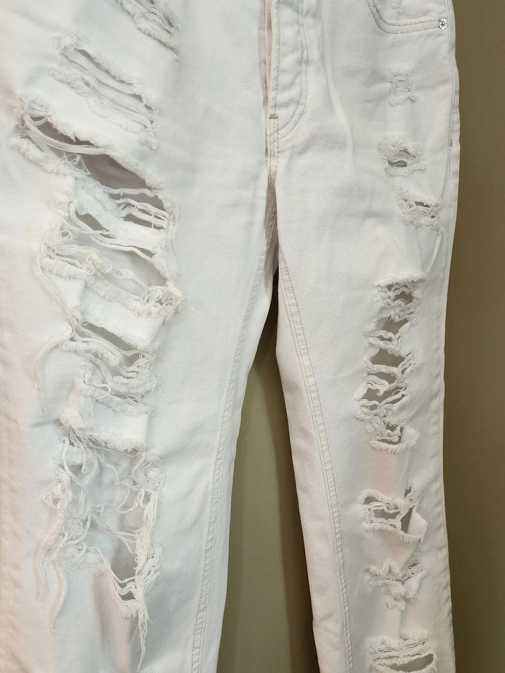 We The Free White Distressed Straight-Leg Ankle  Button Fly Jeans Women Size 27